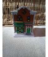 Christmas/Holiday Minature Toy Village Small Plastic House-Brand New-SHI... - $13.37