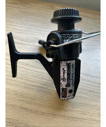 VINTAGE BERKLEY OUTDOORSMAN  SP 30 GRAPHITE COMPOSITE SPINNING REEL - $13.73