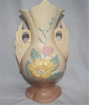 HULL POTTERY Large Magnolia Peach Yellow 2 Handled Wing Vase 17-12 1/4 - £38.36 GBP