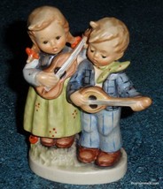 &quot;Birthday Serenade&quot; Goebel HUMMEL Figurine TMK3 #218 2/0 Cute Birthday Gift! - £91.47 GBP