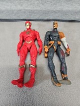 Lot Of 2 DC Direct Figures Flash Zombie Deathstroke (T3) - $19.80