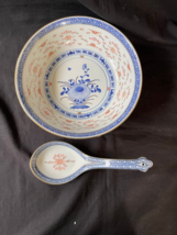 Antique Chinese  Rice Eyes Chrysanthemum  Bowl with spoon  ~ White / Blu... - £38.31 GBP