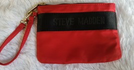 Steve Madden Zipper Pouch Wristlet Red Black Gold Hardware - £9.71 GBP