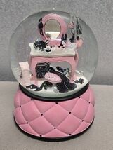 RARE Victoria&#39;s Secret Beauty Ball Musical Glitter Water Globe - La Vie ... - $1,825.26 MXN