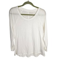 Women&#39;s Long-Sleeve White T-Shirt Scoop Neck Size M - $184.53 MXN