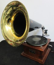 Victor ll Phonograph with Brass Bell Horn Hump Back circa 1905 Fully Restored - £2,018.25 GBP
