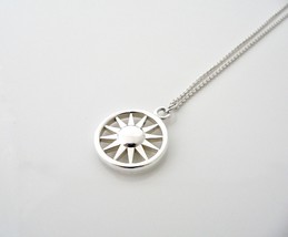 Tiffany &amp; Co Sun Necklace Pendant Charm Chain Silver Gift Nature Summer Love Art - £397.15 GBP
