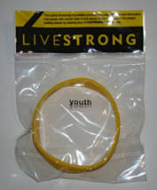 LIVE STRONG - Lance Armstrong Foundation - Wristbands (Youth Size) - £6.39 GBP