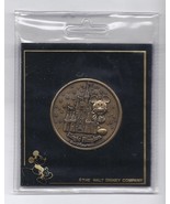 2000 Walt Disney World Commemorative Coin Rare Magic Kingdom Vintage - $851.62 MXN