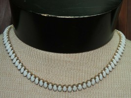 White Glass / Rhinestone 12-15&quot; necklace Art Deco Vintage Rhinestone gol... - $461.15 MXN