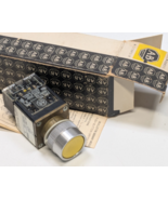 NOS ALLEN BRADLEY 800MR-A9A PUSHBUTTON FLUSH HEAD YELLOW 1 NO 1 NC SER C - €12,68 EUR
