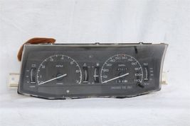 1989 Isuzu 2.6L TF Pickup Speedometer Instrument Gauge Cluster w/ Tach Oil Batt image 4