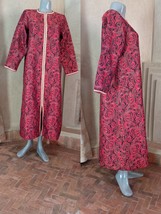 70s Gorgeous Red Metallic Robe Moroccan Brocade jacquard Old Embroidered Costume - £196.38 GBP