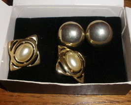 Avon vintage earrings 2 pair with pearls goldtone  - £14.26 GBP