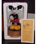 Disney 75 Years Of Love &amp; Laughter Mickey Mouse Figurine With Certificate - $2,375.66 MXN