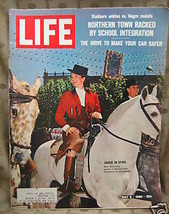 Life Magazine May 6, 1966 Jackie Kennedy in Spain  - $3.99