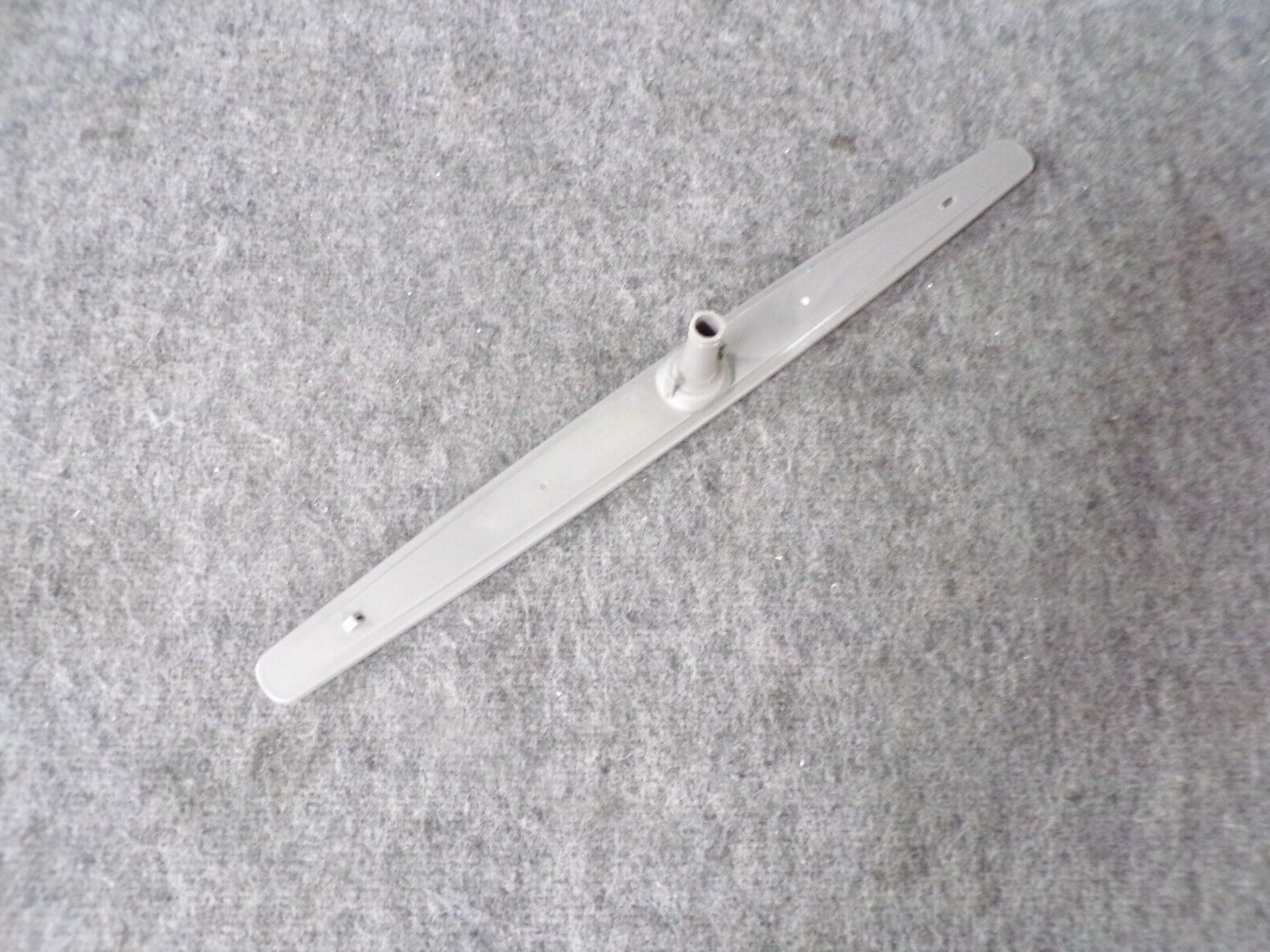 DD82-01312A SAMSUNG DISHWASHER LOWER WASH ARM - $15.00