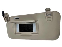 2020 Ford Escape Sel LH Driver Sun Visor Brackets Illumination W/o Garag... - $79.15