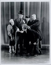 The Three Stooges full length looking at newspaper together 8x10 photo - £7.50 GBP