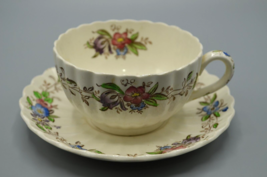 Spode Felicity Pattern Teacup and Saucer Scalloped Floral Copeland England - £14.95 GBP