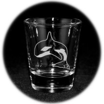 Hip Flask Plus 2oz Orca Great White Whale shot glass - Wild Life - £11.74 GBP