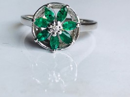 Marquoise shape emerald ring with diamond in 925 sterling silver - £77.51 GBP