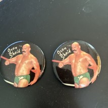 Lot of 2 Vintage 1985 Iron Sheik Pins Original WWF Wrestling WWE - £25.17 GBP