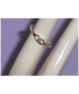 10 K Yellow Gold Double Heart and Diamond Ring Size 5-1/2 - £31.40 GBP