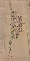 Vintage Hand Embroidered Flower Pillowcase Set of 2 #1 - £12.01 GBP