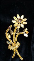 Vintage D&amp;E Juliana Goldtone Mirrored Gold Bright Rhinestones Flower Brooch Pin - £75.76 GBP