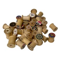 Mixed Lot of 38 Vintage Wooden Thread Spools Empty Sewing Crafts Decor - $276.79 MXN