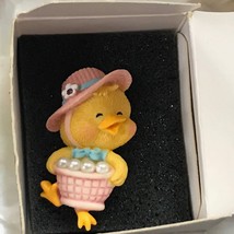 Estate Avon Yellow Plastic Easter Chick with Pink Egg Basket &amp; Faux Pearl Eggs  - £8.30 GBP