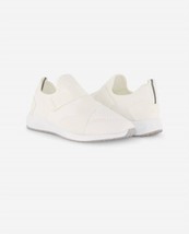 Danskin Unisex Encourage Strap Sneaker Size 6.5 - $836.37 MXN