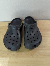Croc Classic Men&#39;s size 10 Classic Clogs Light Water-Friendly Sandals Un... - £18.96 GBP