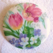 Vintage Porcelain Pin ~ Brooch ~ Pretty Pink ~ Violet  Flowe - £9.38 GBP