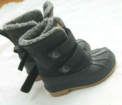 New Cat &amp; Jack Size 7 TARGET INSLULATED Winter DUCK Boots Black Boys Shoe - $14.85