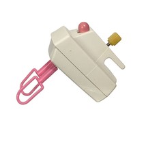 Vintage Barbie Doll Accessory Pink &amp; White Hand Held Wind-Up Mixer Beater Works! - £4.44 GBP