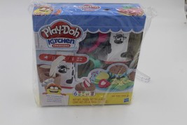 Play-Doh Kitchen Creations Milk &#39;n Cookies Set - £6.95 GBP