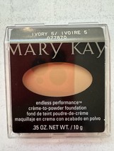 Mary Kay Endless Performance Creme-to-Powder Foundation Ivory 5 - $336.98 MXN