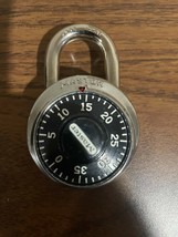 Master Lock Padlock 1500D Combination Dial Lock, 1-7/8in (48mm) Wide - e207 - $145.95 MXN