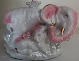 Glazed ~ Pearlized ~ Ceramic ~ Elephant Figure ~ 5&quot; Tall x 7&quot; Wide x 4&quot; Deep - £20.50 GBP
