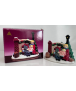 Trim A Home Christmas Porcelain Village Scene Family On Outdoor Bench - £17.85 GBP