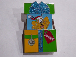 Disney Trading Brooches 125398 DLR - Holiday Gift Box Resort Collection 2017-... - $18.71