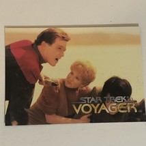 Star Trek Voyager Season 1 Trading Card #59 Underground Trap - £1.55 GBP