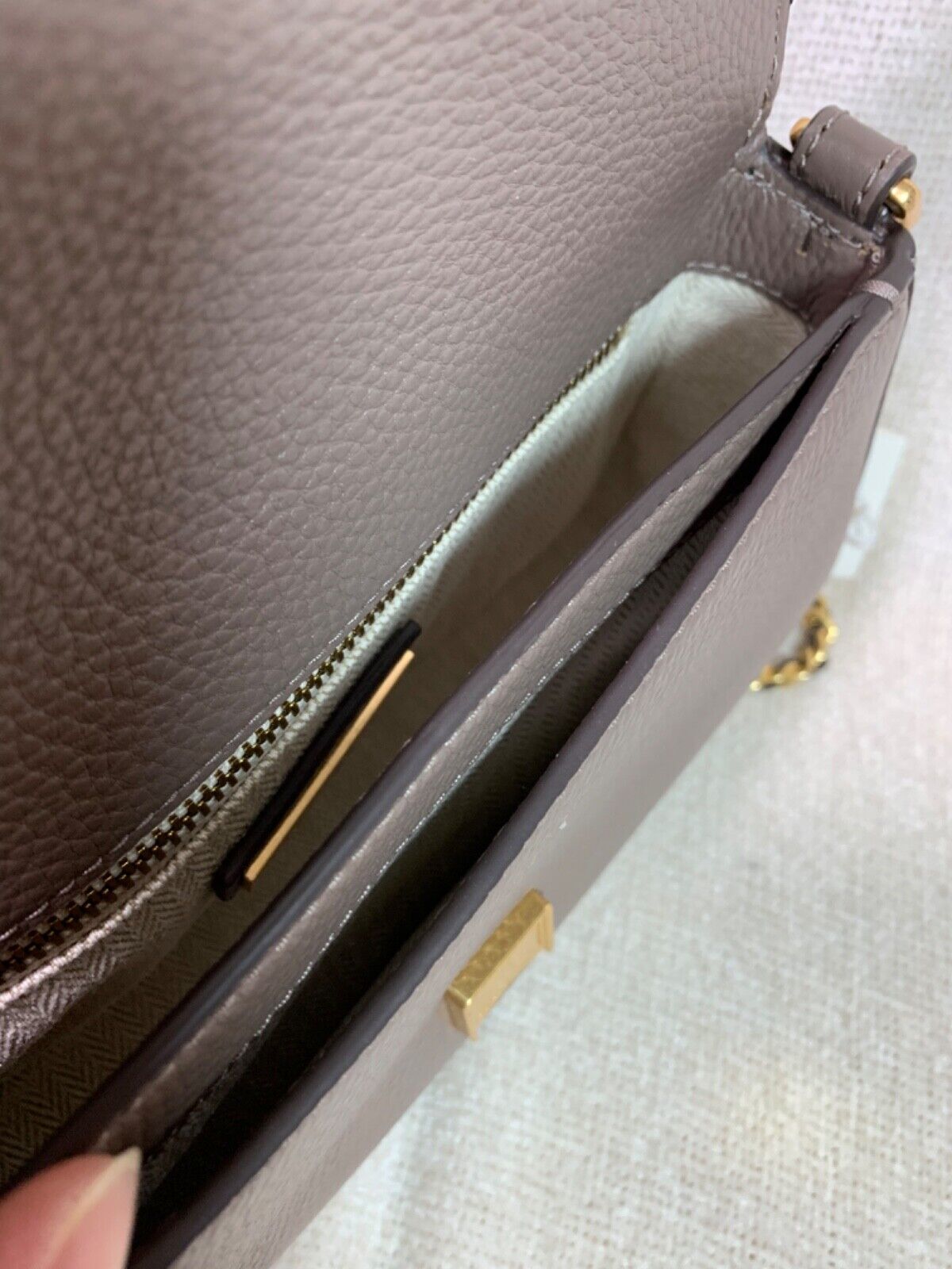 NEW Tory Burch Portobello Leather Britten Convertible Bag - $458 Item image 9