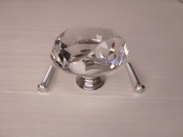 Lot of 30 Crystal Style Drawer Pull Knobs 30mm -- 40mm Across -- Includes Screws - £25.73 GBP