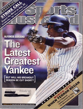 Alfonso Soriano In Sports Illustrated 8/26/2002 - £6.24 GBP