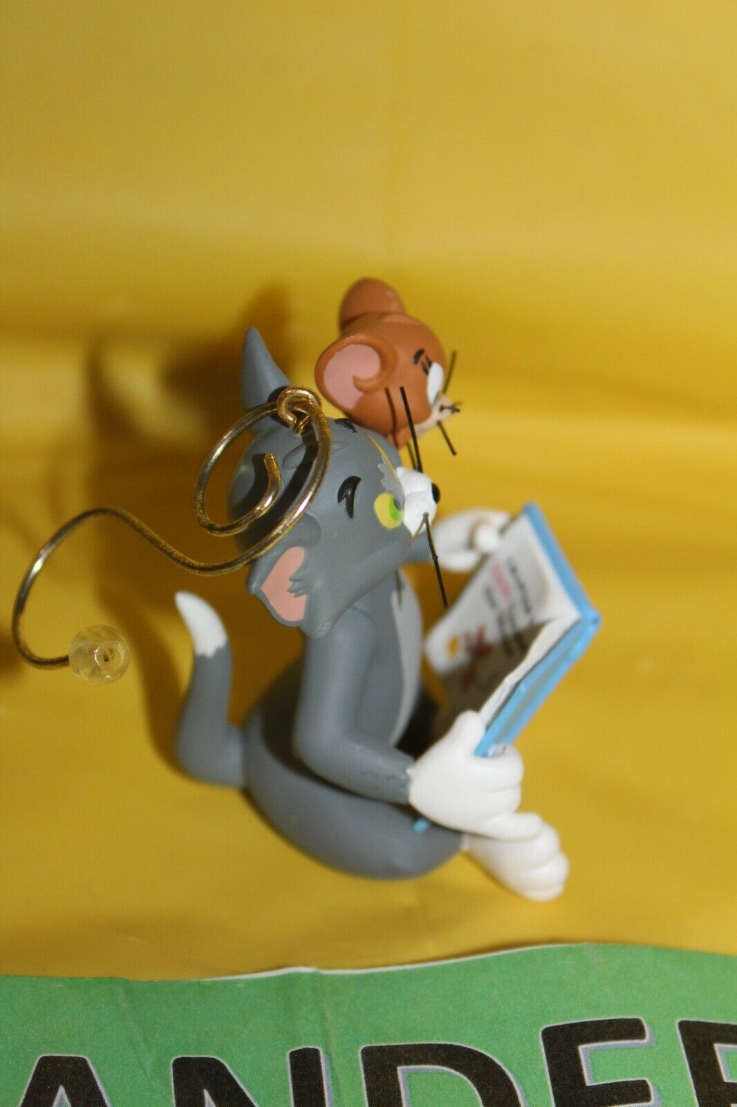 Tom jerry hallmark christmas holiday ornament hmk cds 2010 how to