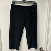 Nike Womens Solid Black Capri Pants Leggings Size Large Interior Pocket  - $25.74