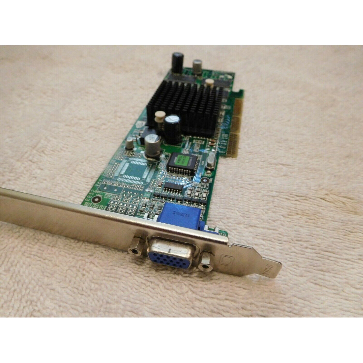 Primary image for Nvidia 8852-140 32MB AGP video card